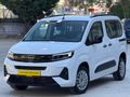 **6.500KM** OPEL COMBO ESSENTİAL ORTA KONSOL %20 FATURA