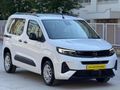 **6.500KM** OPEL COMBO ESSENTİAL ORTA KONSOL %20 FATURA