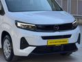 **6.500KM** OPEL COMBO ESSENTİAL ORTA KONSOL %20 FATURA