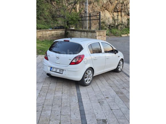 Sahibinden Opel Corsa 1.3 CDTI Essentia 2011 Model