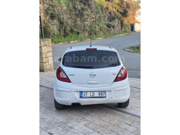 Sahibinden Opel Corsa 1.3 CDTI Essentia 2011 Model
