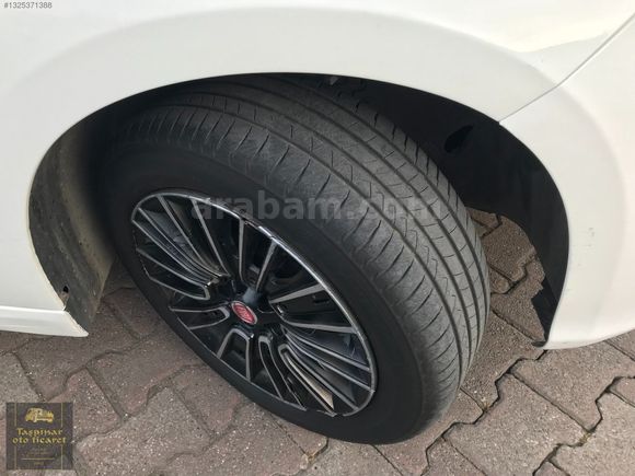 2022 MODEL 1.3 16V MULTİJET 95 HP EASY PLUS 4 LASTİK YENİ