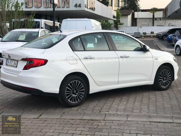 2022 MODEL 1.3 16V MULTİJET 95 HP EASY PLUS 4 LASTİK YENİ