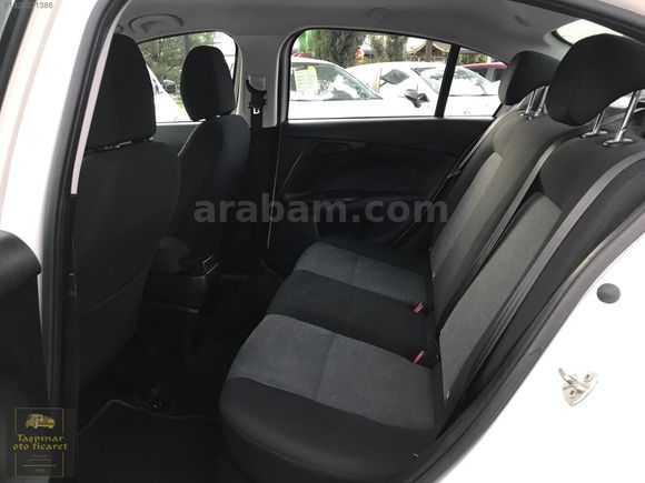 2022 MODEL 1.3 16V MULTİJET 95 HP EASY PLUS 4 LASTİK YENİ