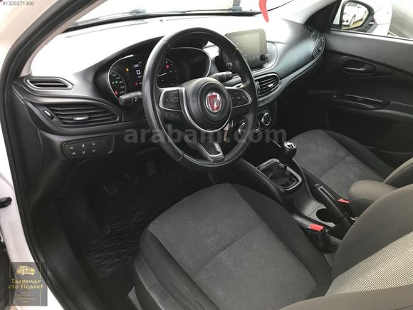 2022 MODEL 1.3 16V MULTİJET 95 HP EASY PLUS 4 LASTİK YENİ