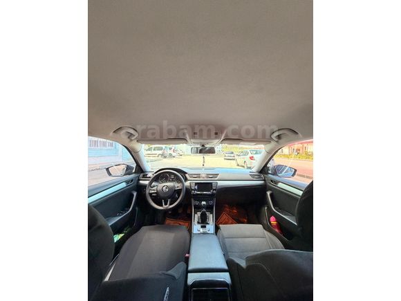 Sahibinden Skoda SuperB 1.6 TDI Style 2015 Model  171.000 km Gri (titanyum)