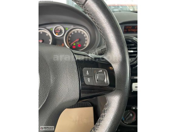 DEĞİŞENSİZ 2010 OPEL CORSA 1.3 CDTI ENJOY 111.YIL EN DOLUSU