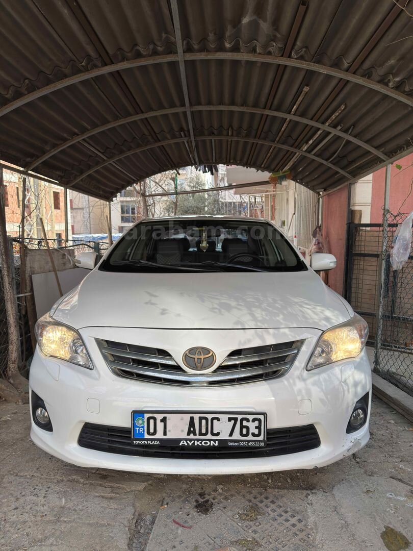 Sahibinden Toyota Corolla 1.6 Elegant 2013 Model İstanbul 157.000 km Beyaz 5
