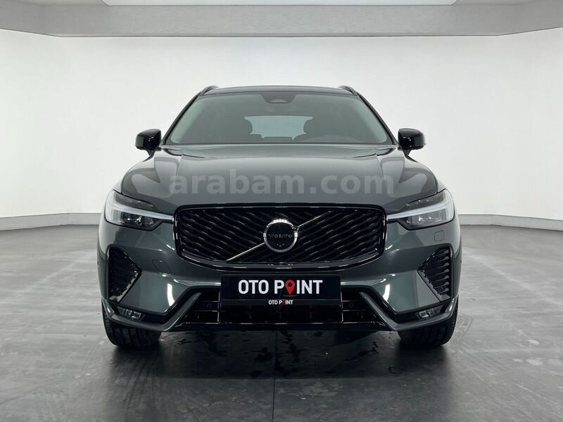 otomobil Volvo XC60 2.0 B5 Mild Hybrid Plus Dark AWD