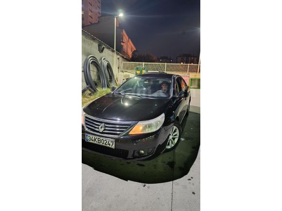 Sahibinden Renault Latitude 1.5 dCi Privilege 2013 Model  222.000 km Siyah