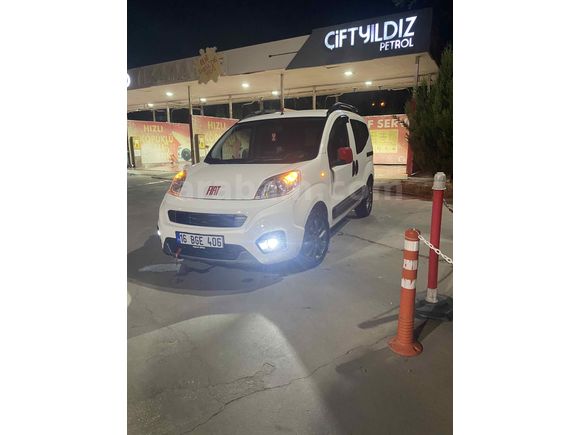 Sahibinden Fiat Fiorino Combi 1.3 Multijet 100. Yıl Özel Seri 2023 Model  64.000 km Beyaz