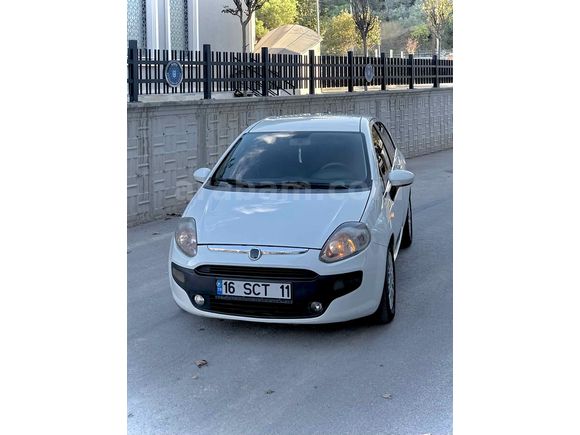 Sahibinden Fiat Punto EVO 1.3 Multijet Dynamic 2011 Model  230.000 km Beyaz