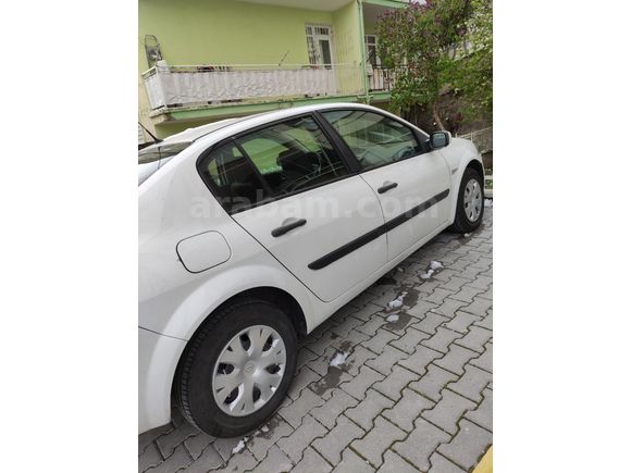Sahibinden Renault Megane 1.6 Authentique 2009 Model