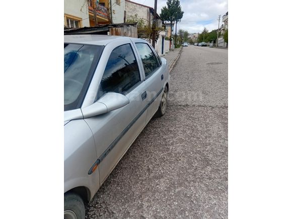 Sahibinden Opel Vectra 1.6 1998 Model