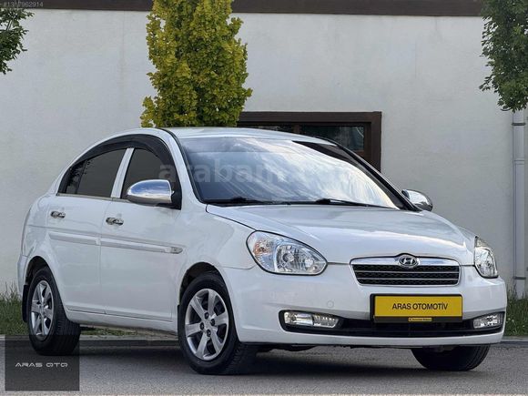 ARAS OTOMOTİV | 2011 - BEYAZ - KLİMA - ABS - SIFIR MOTOR