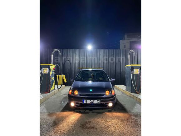 Sahibinden Renault Clio 1.4 RXT 2002 Model 