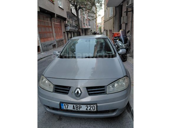 Sahibinden Renault Megane 1.6 Dynamique 2004 Model