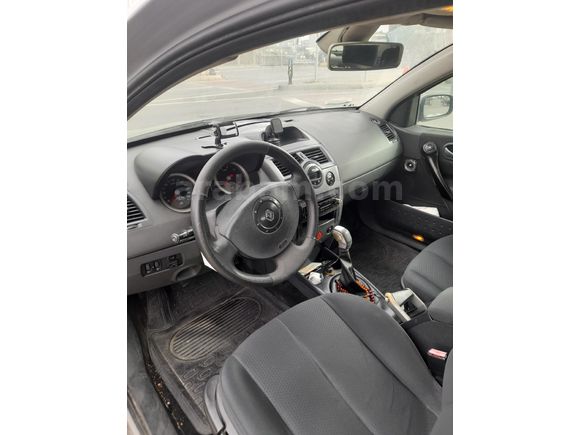 Sahibinden Renault Megane 1.6 Dynamique 2004 Model