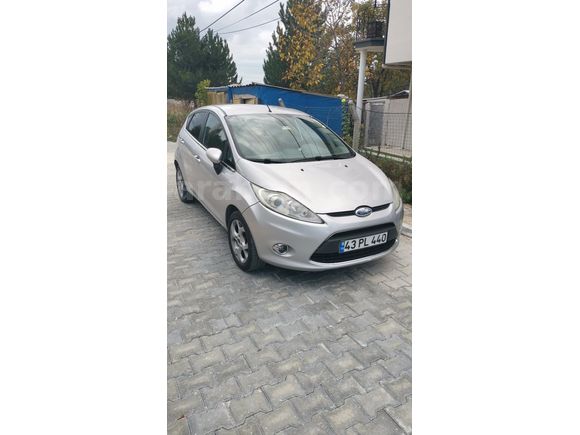 Sahibinden Ford Fiesta 1.4 Titanium 2011 Model