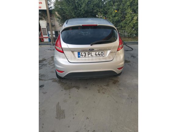 Sahibinden Ford Fiesta 1.4 Titanium 2011 Model