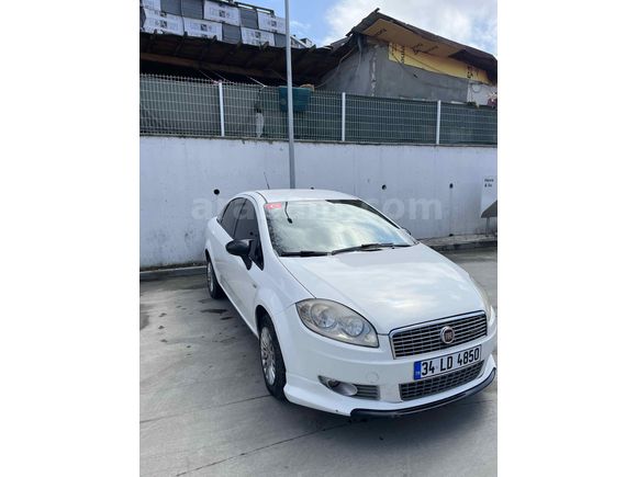 Sahibinden Fiat Linea 1.3 Multijet Active Plus 2014 Model  221.200 km Beyaz