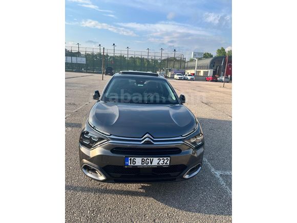 Sahibinden Citroen C4 X 1.2 PureTech Shine Bold 2023 Model  61.250 km Gri (titanyum)