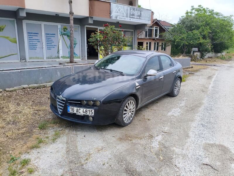 Sahibinden Alfa Romeo 159 1.9 JTD Distinctive 2007 Model Bursa 340.000 km Siyah