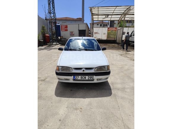Sahibinden Renault R 19 1.6 Europa iE 2001 Model