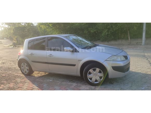 Sahibinden Renault Megane 1.4 Authentique 2007 Model