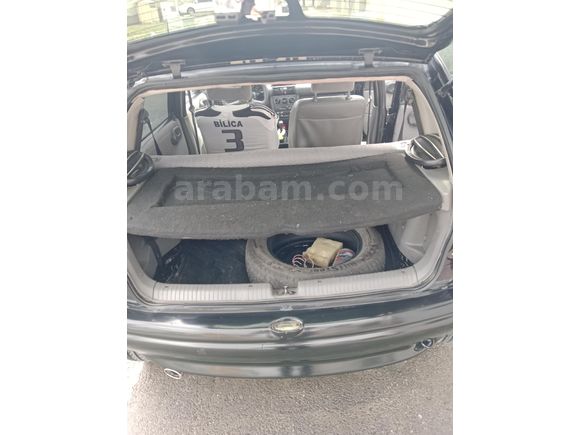Corsa  1.4 16v Swing 1994 Model