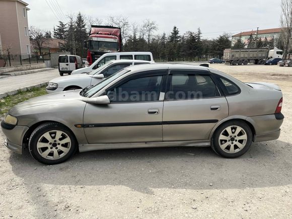 Sahibinden Opel Vectra 2.0 GLS 1998 Model 