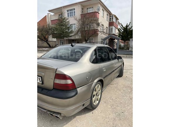 Sahibinden Opel Vectra 2.0 GLS 1998 Model 