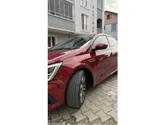 *İLK SAHİBİNDEN*SERVİS BAKIMLI*GARANTİLİ*HATASIZ*2023-1.3-İCON