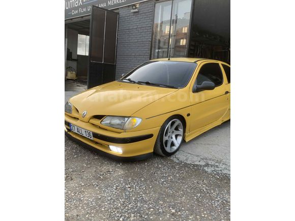 Sahibinden Renault Megane 1.6 Coupe RN 1998 Model 