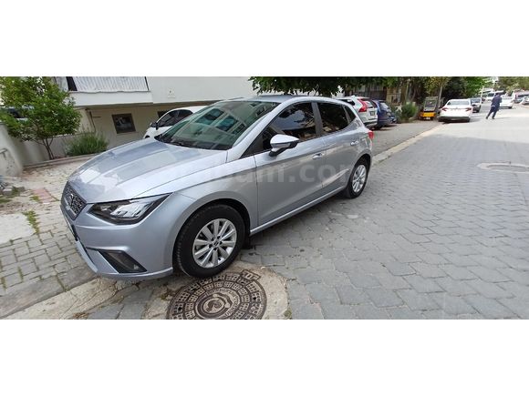 Kapalı Garajda muhafaza edilmiş,SAHİBİNDEN  2024 Model Seat Ibiza 1.0 EcoTSI 115 bg(85kw),Style 7 ileri DENİZLİ