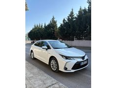 Sahibinden Toyota Corolla 1.8 Hybrid Dream 2021 Model  149.000 km Beyaz