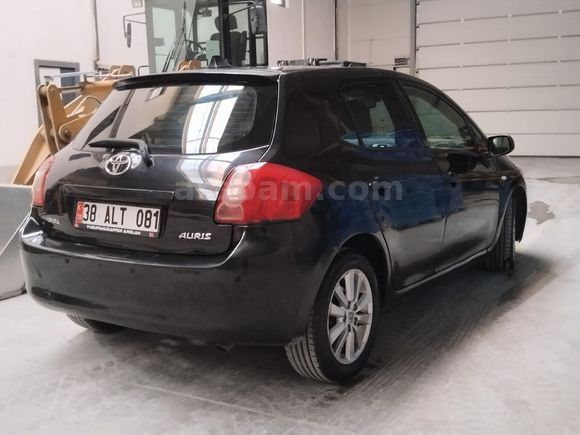Sahibinden Toyota Auris 1.6 Elegant 2008 Model
