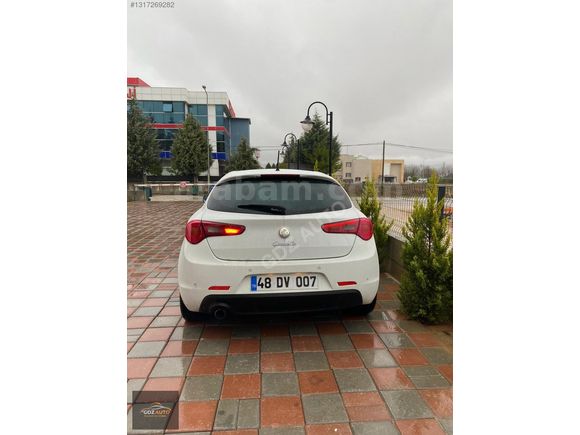 2011 ALFA ROMEO GIULIETTA 1.6 JTD DİSTİNCTİVE