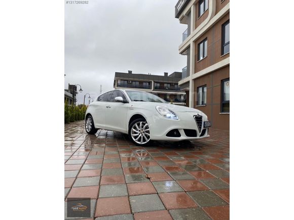 2011 ALFA ROMEO GIULIETTA 1.6 JTD DİSTİNCTİVE