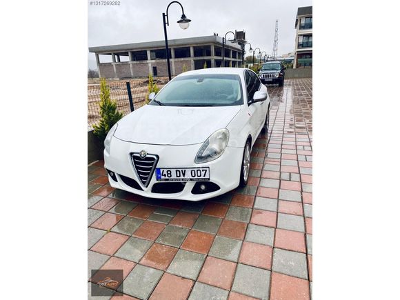 2011 ALFA ROMEO GIULIETTA 1.6 JTD DİSTİNCTİVE