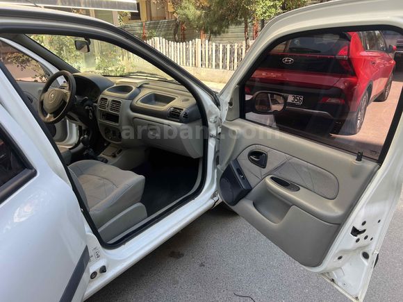 Sahibinden Renault Clio 1.5 dCi Authentique 2004 Model İstanbul
