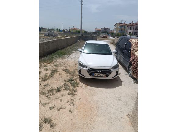 Sahibinden Hyundai Elantra 1.6 CRDi Style Plus 2018 Model