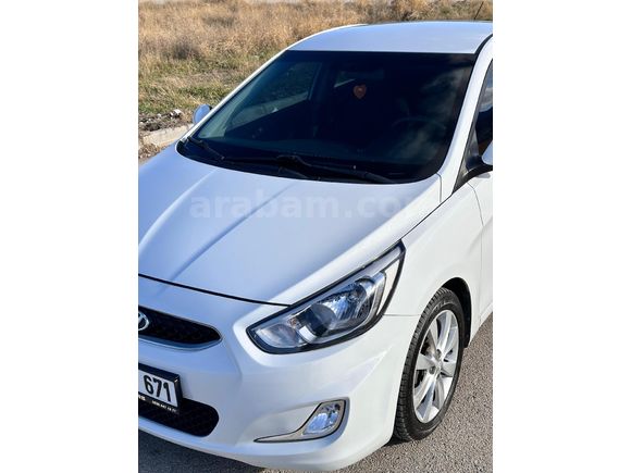 Sahibinden Hyundai Accent Blue 1.6 CRDI Mode Plus 2018 Model