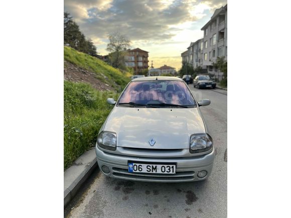 Sahibinden Renault Clio 1.6 RXT 2000 Model 