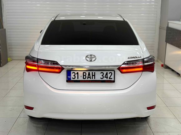 Toyota Corolla 1.6 Touch 2018 Model Hatasız