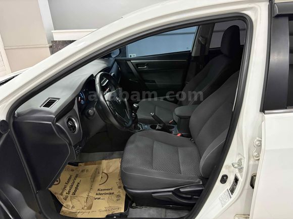 Toyota Corolla 1.6 Touch 2018 Model Hatasız