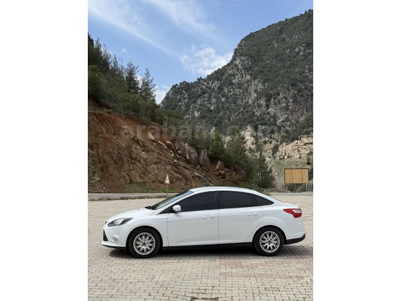 Sahibinden Ford Focus 1.6 Ti-VCT Titanium 2012 Model