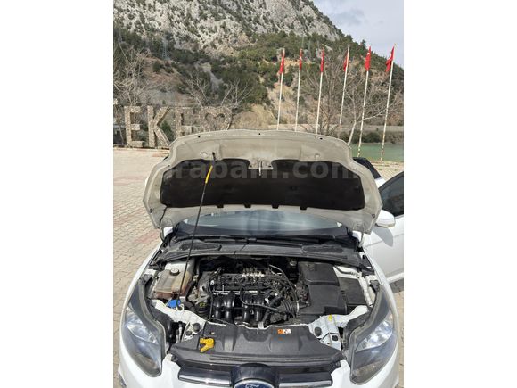 Sahibinden Ford Focus 1.6 Ti-VCT Titanium 2012 Model