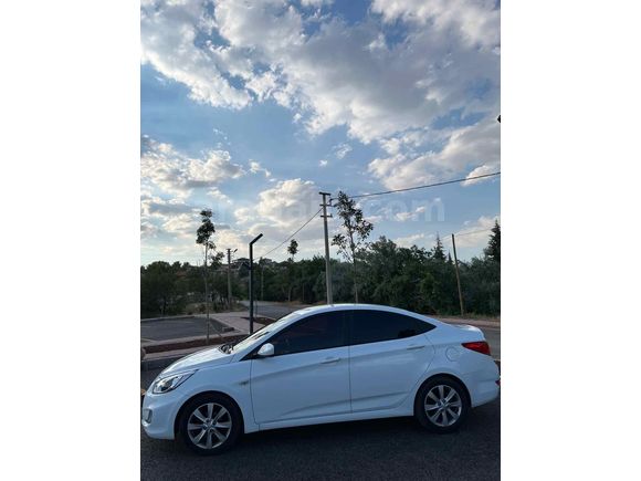 Sahibinden Hyundai Accent Blue 1.6 CRDI Mode Plus 2016 Model 