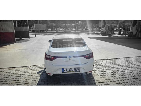 Sahibinden Renault Megane 1.5 Blue DCI Joy 2022 Model